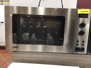 HORNO - MICROONDAS ZANUSSI LIQUIDACIÓN!!! de segunda mano por 299 EUR en  Escalona en WALLAPOP