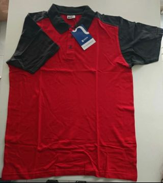 Lote ropa trabajo. Uniformes. Nueva. Méndez Croton de segunda mano por 6  EUR en Badalona en WALLAPOP