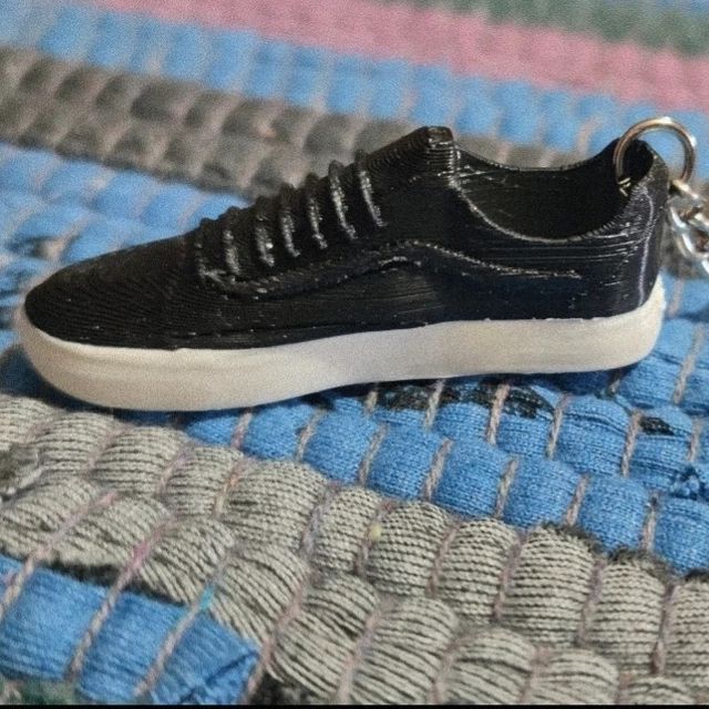 Llavero zapatillas v@ns