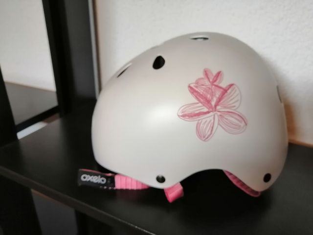 Casco patinaje niña