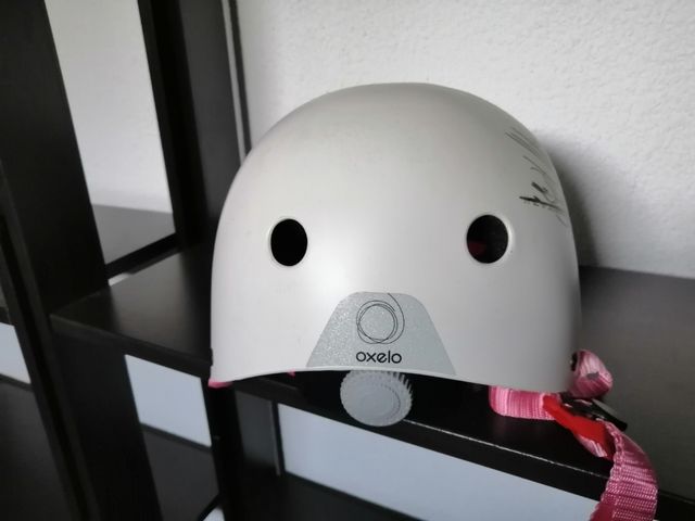 Casco patinaje niña