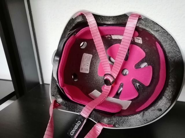 Casco patinaje niña