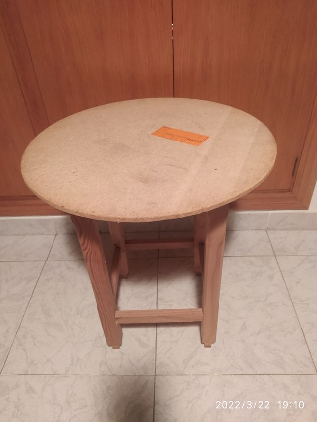 Mesa camilla pequeña