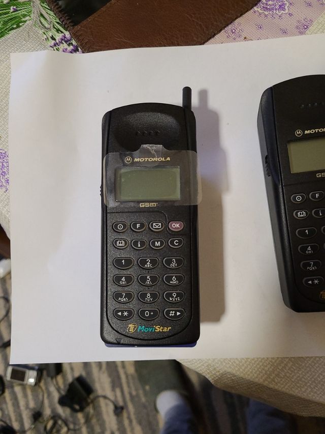 2 motorolas