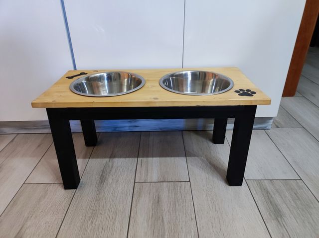 Comedero y bebedero perro