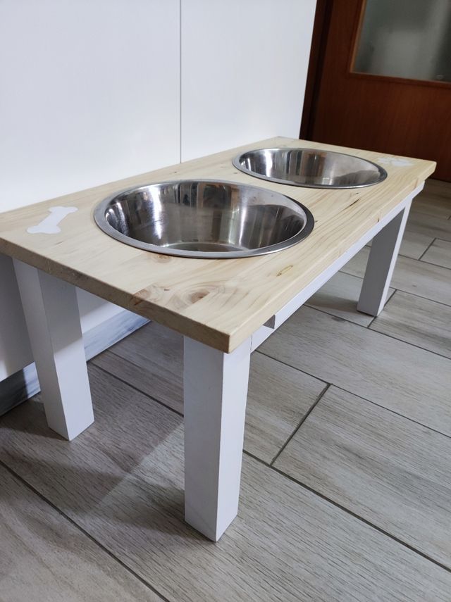 Comedero y bebedero perro