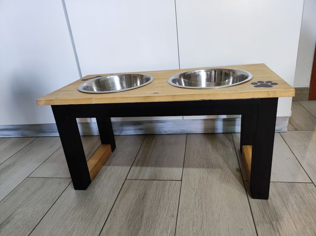 Comedero y bebedero perro