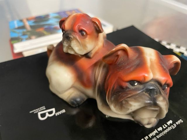 Figurita perro Collie Lasie y bulldog ingles