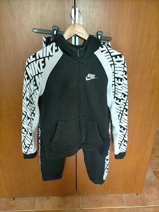 Pantalón de Chándal Nike Sportswear Essential Collection Fleece Biege Mujer  BV4089-219 | Comprar Online en Capitán Siroco Talla L Color BEIGE