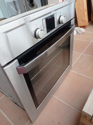 Horno Balay de segunda mano por 150 EUR en Bellavista en WALLAPOP