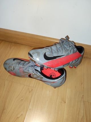 ZAPATILLAS DE FÚTBOL NIKE UNISEX VAPOR 13 ACADEMY TF
