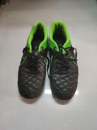 Bambas Nike tiempo de segunda mano por 15 EUR en Cambrils en WALLAPOP