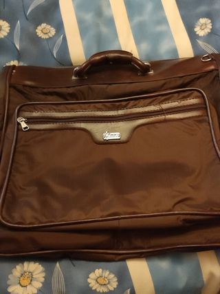 Portatrajes de segunda mano por 10 EUR en Teruel en WALLAPOP