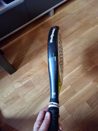 Adidas essex carbon control 1.8 de segunda mano por 45 EUR en Madrid en  WALLAPOP