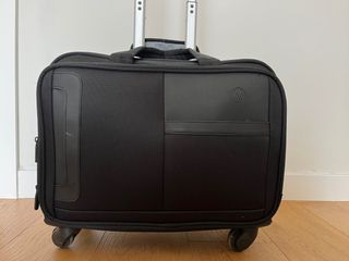 Maleta ejecutivo trolley de segunda mano por 60 EUR en Molino de La Hoz en  WALLAPOP
