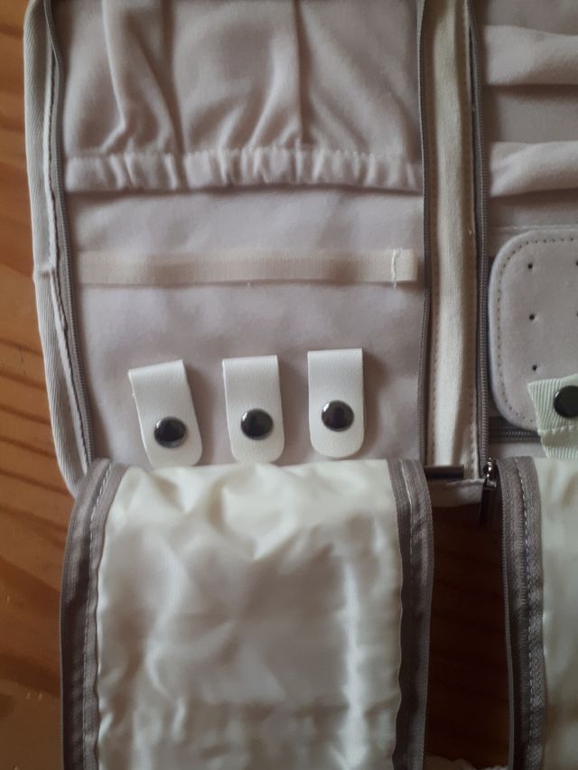 Joyero de viaje a estrenar