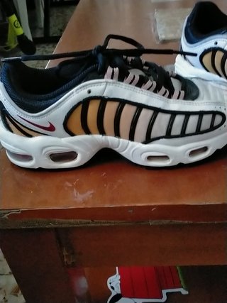 Zapatillas nike tailwind de segunda mano por 65 EUR en Torrejón de Ardoz en  WALLAPOP