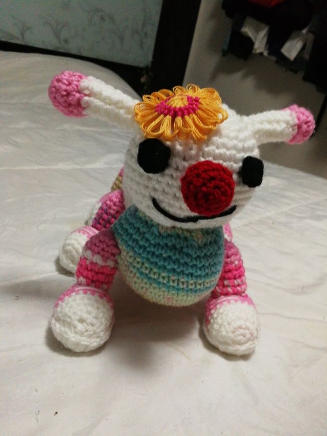 peluche oruga ganchillo