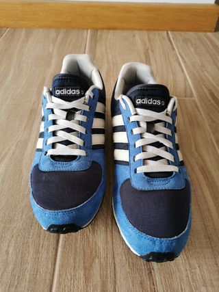 Zapatillas Adidas hombre talla 41 de segunda mano por 25 EUR en Meira en  WALLAPOP
