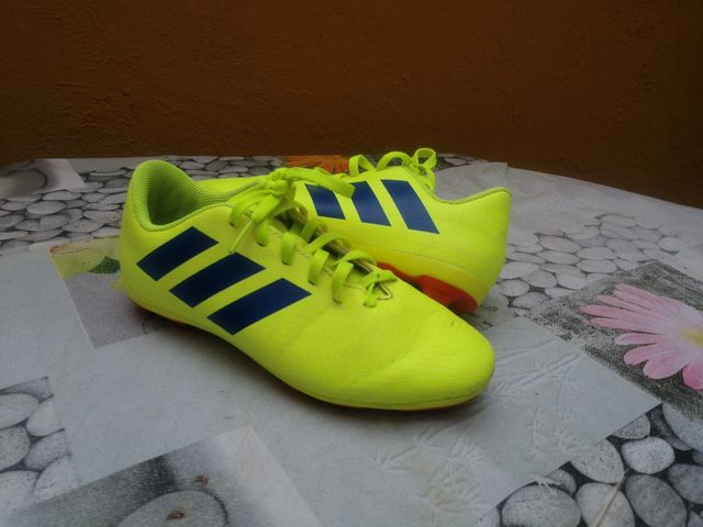 botas adidas