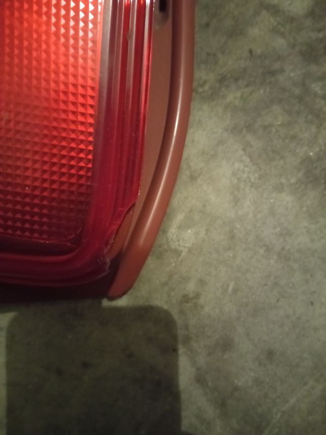 PILOTO TRASERO IZQUIERDO MAZDA 5