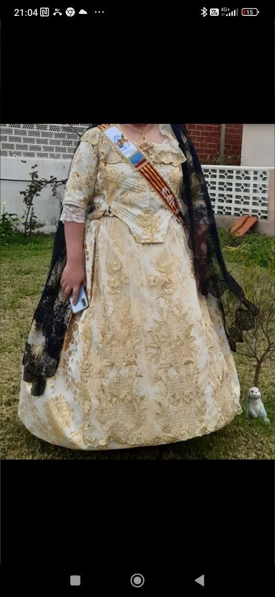 Alquiler traje fallera extragrande