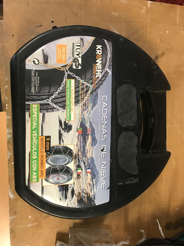 Cadenas coche a estrenar