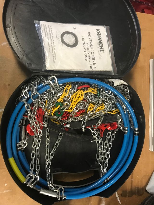 Cadenas coche a estrenar