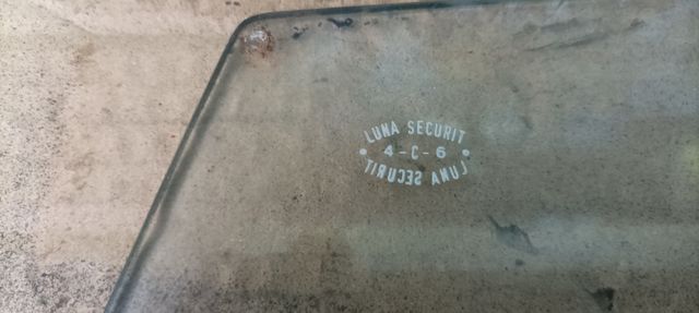 Cristales Land Rover Santana