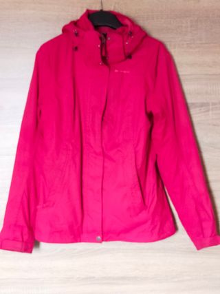 Chaqueta de joven 2x1 Quechua Talla S de segunda mano por 14 EUR en  Tarragona en WALLAPOP