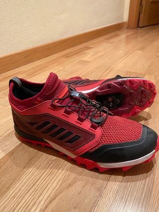 Zapatillas con calas decathlon t43 de segunda mano por 35 EUR en Parla en  WALLAPOP