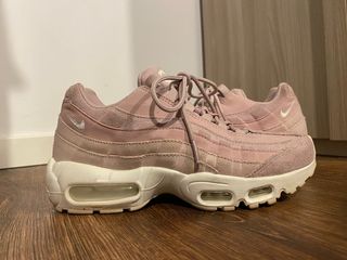 Nike Air Max 95 rosa pastel de segunda mano por 45 EUR en Sabadell en  WALLAPOP