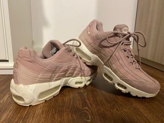 Nike Air Max 95 rosa pastel de segunda mano por 45 EUR en Sabadell en  WALLAPOP