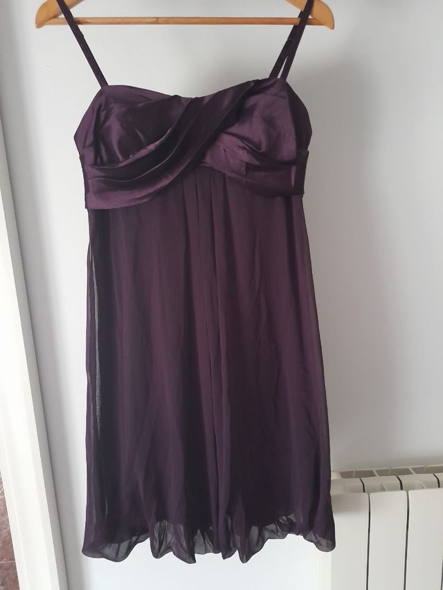 Vestido tirantes color Berenjena Talla M.