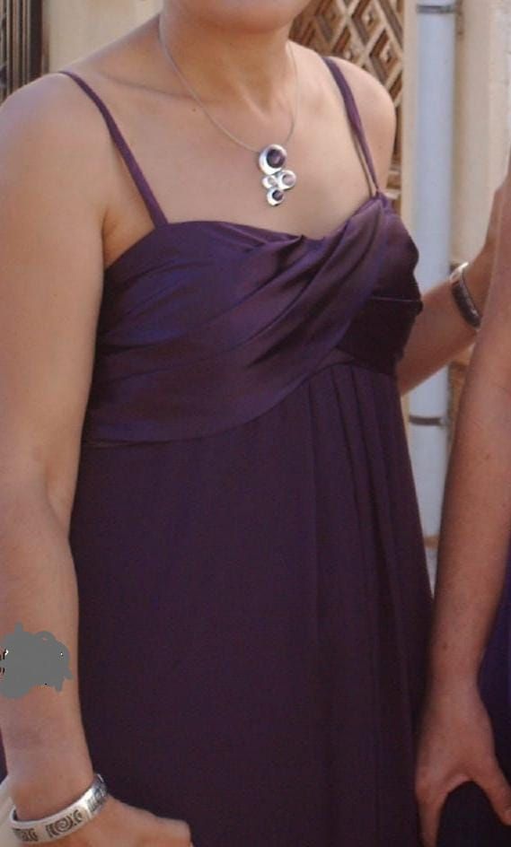 Vestido tirantes color Berenjena Talla M.