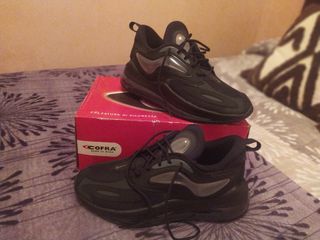 Zapatillas Nike hombre modelo 720 último precio de segunda mano por 45 EUR  en Suevos en WALLAPOP