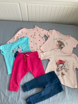 Lote conjunto ropa bebé niña 1-3 meses de segunda mano por 9 EUR en  Donostia-San Sebastián en WALLAPOP