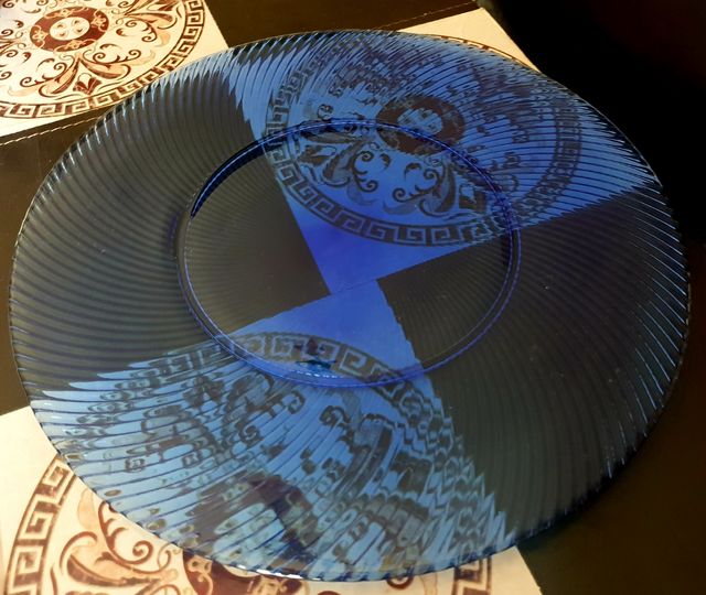 Bajo plato de cristal Azul 