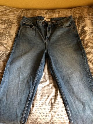 Pantalones vaqueros hombre Springfield de segunda mano por 13 EUR en Puente  Duero en WALLAPOP
