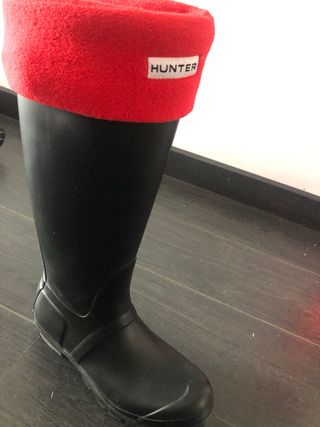 Calcetines HUNTER rojo talla 38 de segunda mano por 12 EUR en Valdemoro en  WALLAPOP