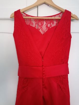 Vestido largo de invitada de segunda mano por 100 EUR en Huelva en WALLAPOP