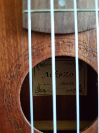 Ukelele soprano. Marca AoKoZo, modelo Aku 21. de segunda mano por 35 EUR en  Granollers en WALLAPOP