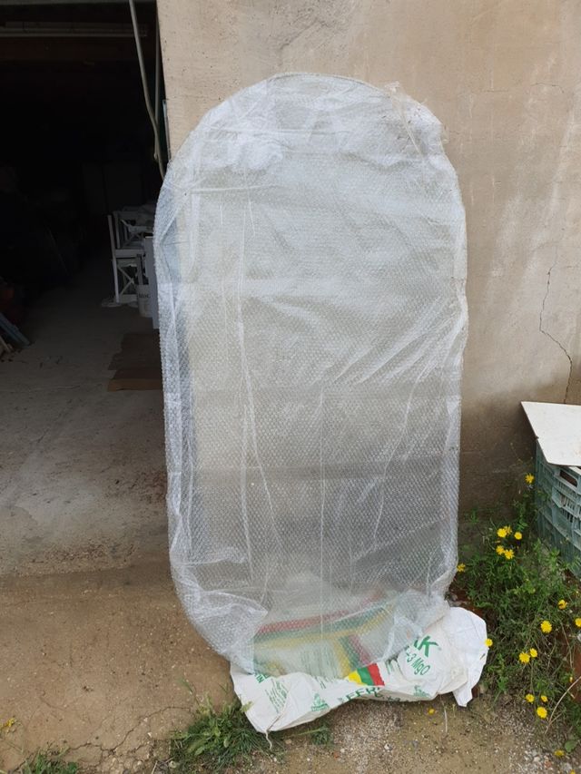 vetro da tavolo traslucido