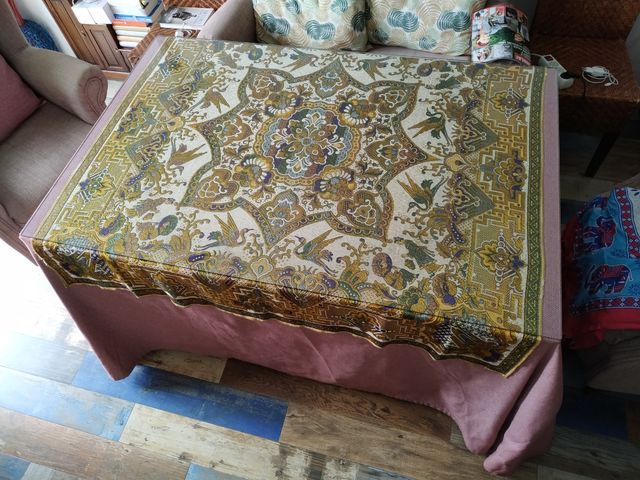 Set tavolo e sedie RATAN per soggiorno.