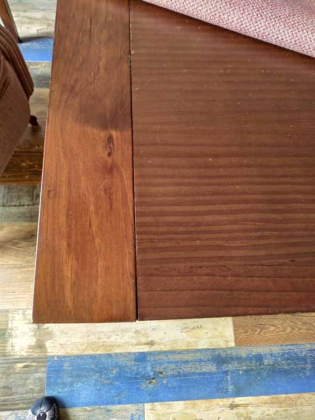 Set tavolo e sedie RATAN per soggiorno.