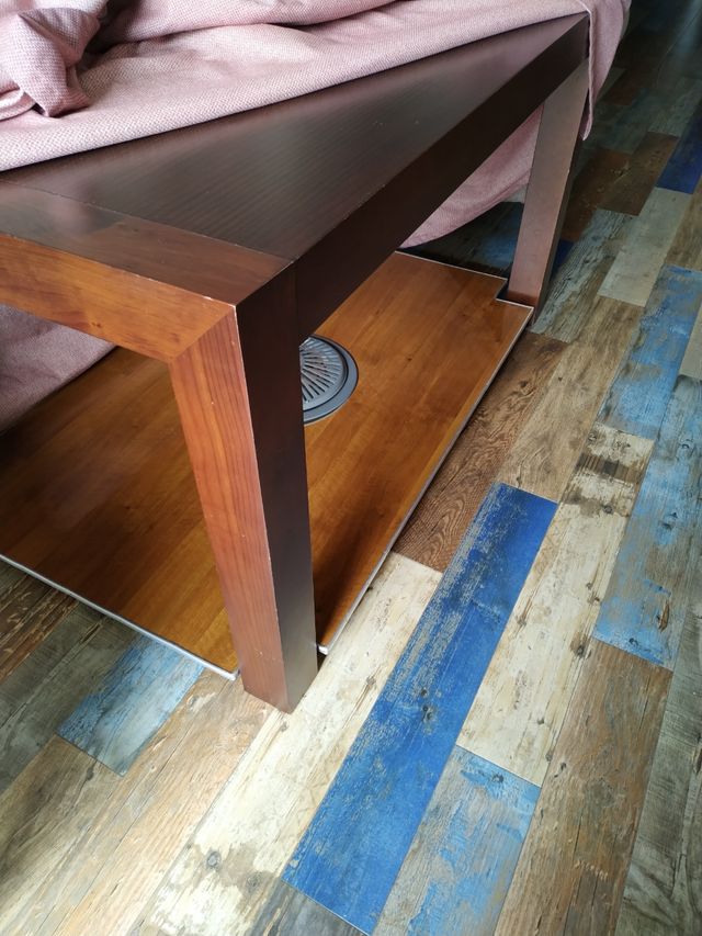 Set tavolo e sedie RATAN per soggiorno.