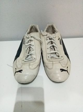 Zapatillas hombre .talla 44 de segunda mano por 5 EUR en Barcelona en  WALLAPOP