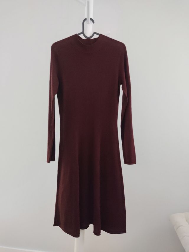 H&M. Vestido de punto. Sin estrenar