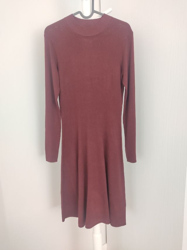 H&M. Vestido de punto. Sin estrenar