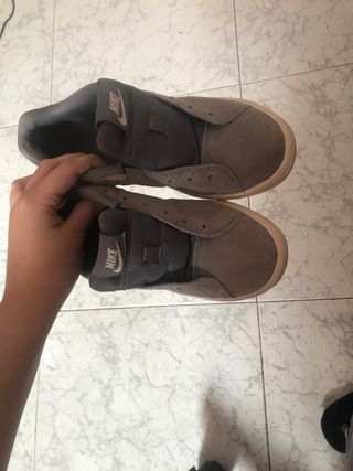 Bambas Nike court Royale talla 36 de segunda mano por 10 EUR en  L\\'Hospitalet de Llobregat en WALLAPOP